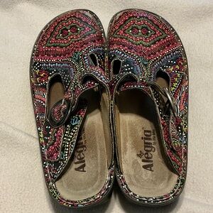 Alegria Multicolor Patterned Clogs